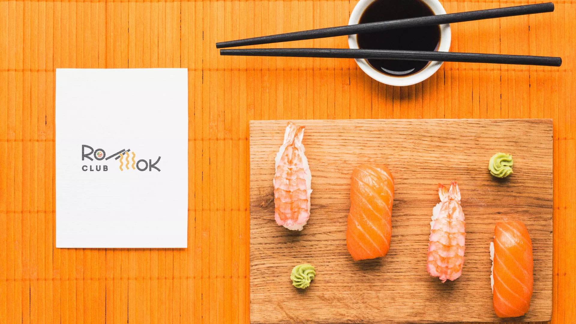 Создание логотипа суши-бара «Roll Wok Club» в Новороссийске